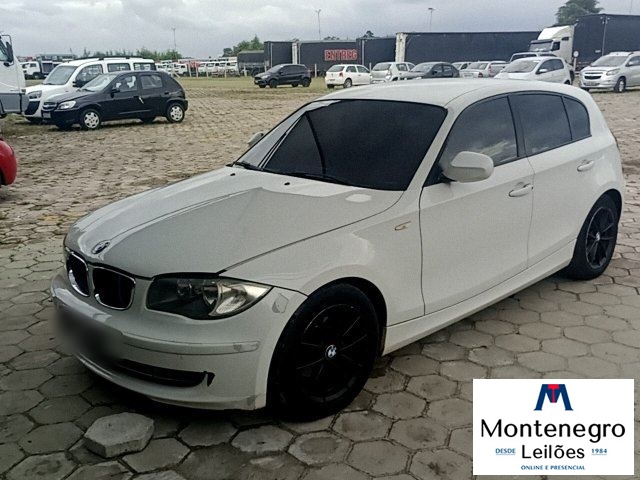 BMW 118I UE71 ANO 2011/2012